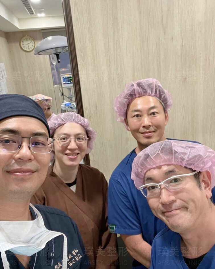 日本醫師團隊觀摩璞美臉部年輕化手術實作 合照